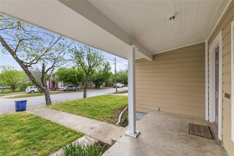 901 6th Street, Brownwood TX 76801 - Photo 4