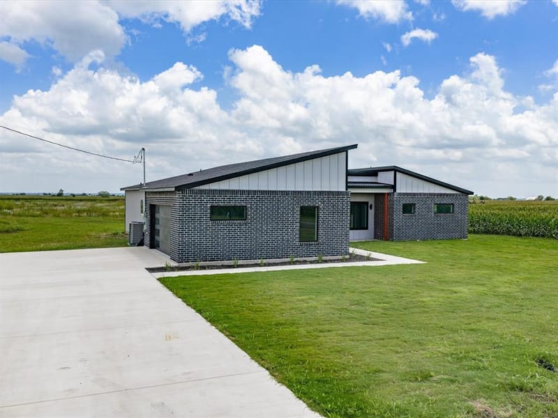 2091 Goodwyn Road, Avalon TX 76623 - Photo 5