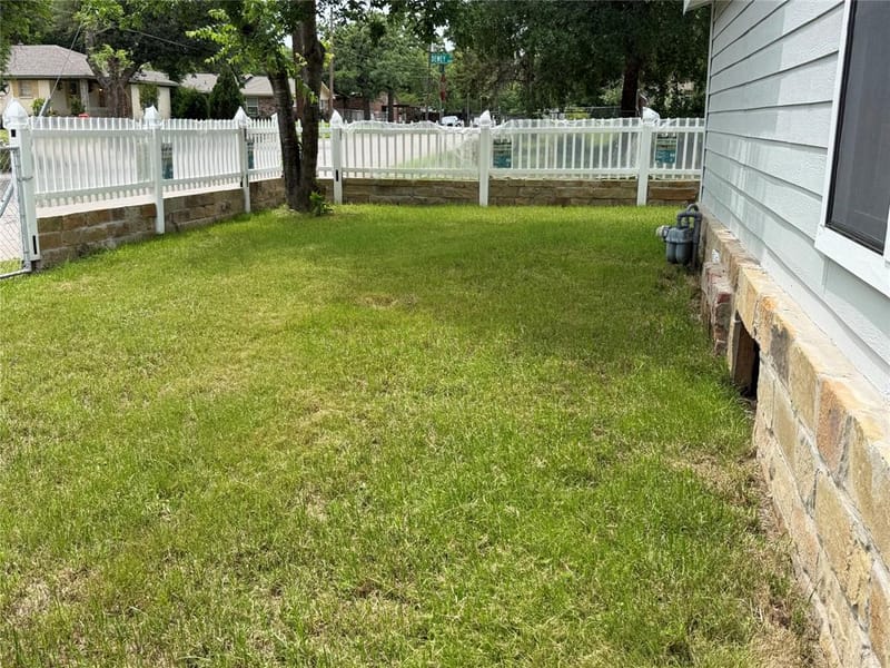 701 Olive Street, Cleburne TX 76031 - Photo 23