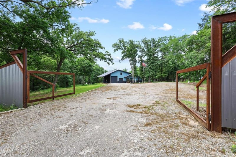 1900 County Road 1535, Bonham TX 75418 - Photo 3
