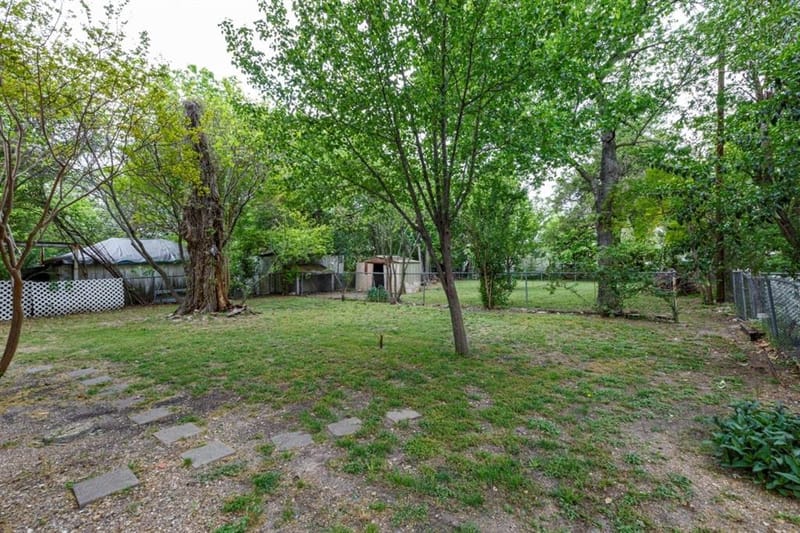 617 Wilson Street, Lancaster TX 75146 - Photo 27