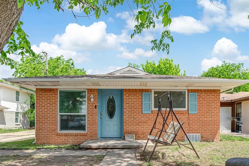 713 Bailey Street, Denton TX 76205 - Photo 5
