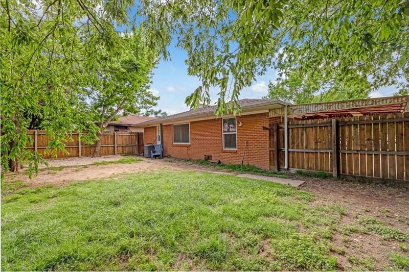 713 Bailey Street, Denton TX 76205 - Photo 31