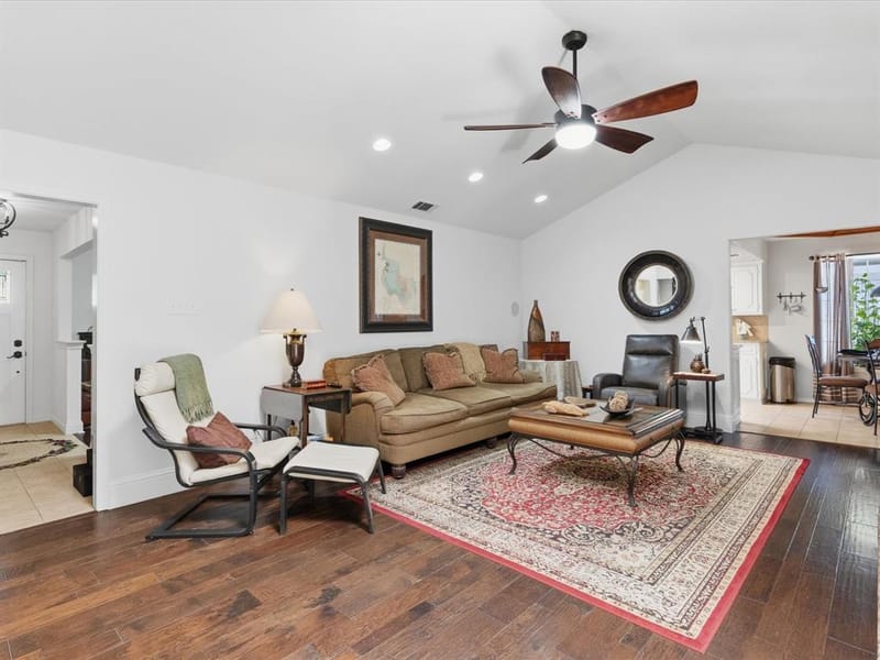 5320 Elkridge Drive, Dallas TX 75227 - Photo 15