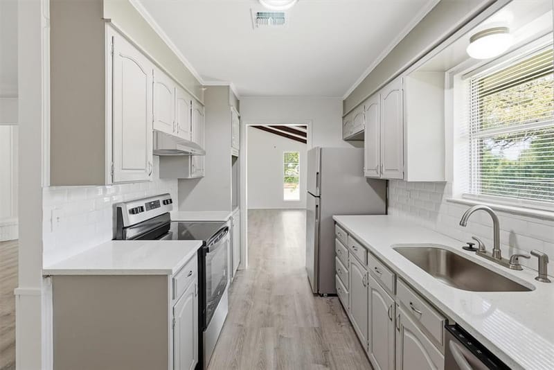 6106 Laredo Court, Granbury TX 76049 - Photo 16