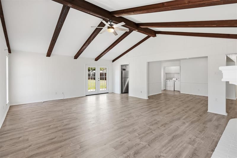 6106 Laredo Court, Granbury TX 76049 - Photo 12