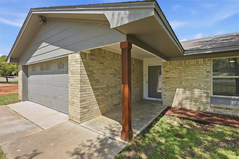 6106 Laredo Court, Granbury TX 76049 - Photo 5