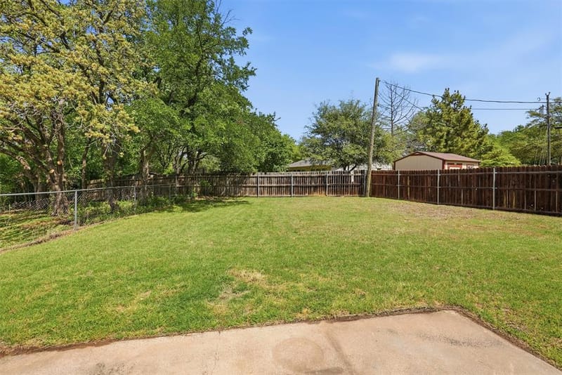 6106 Laredo Court, Granbury TX 76049 - Photo 33