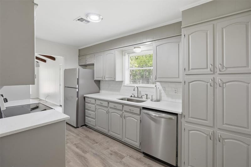 6106 Laredo Court, Granbury TX 76049 - Photo 15