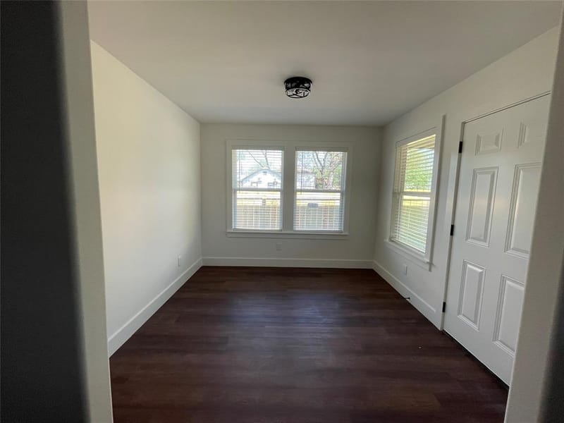 3524 HAMILTON Avenue, Dallas TX 75210 - Photo 8