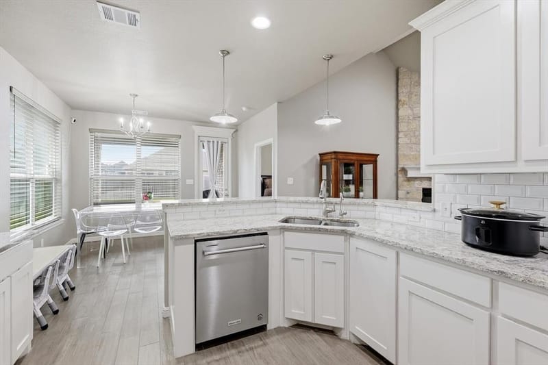 3312 Arrow Creek Drive, Granbury TX 76049 - Photo 10