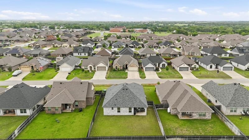 3312 Arrow Creek Drive, Granbury TX 76049 - Photo 8