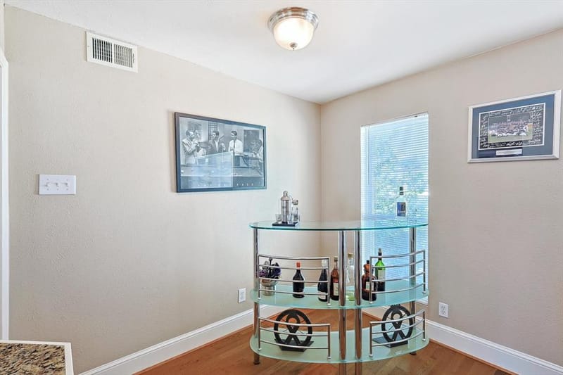 5916 Sandhurst Lane # 226, Dallas TX 75206 - Photo 6