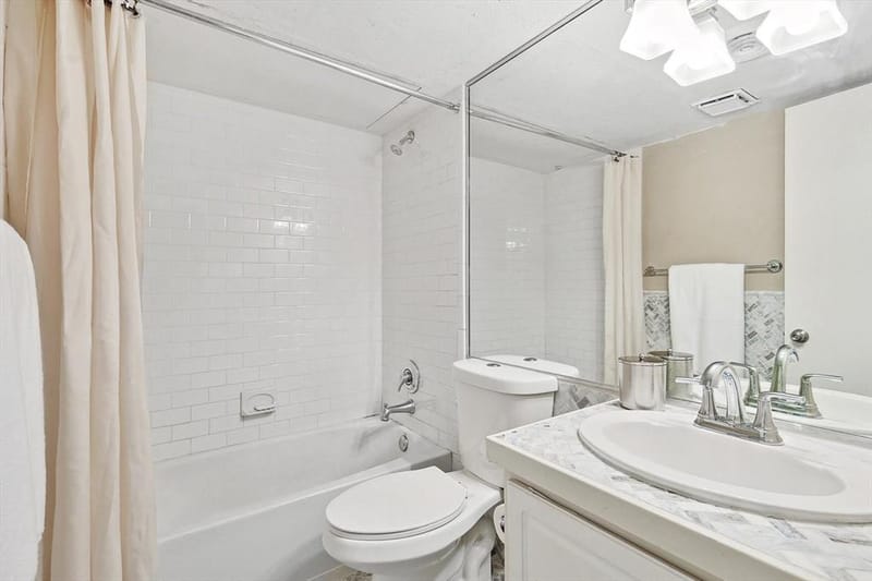 5916 Sandhurst Lane # 226, Dallas TX 75206 - Photo 12