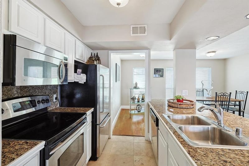 5916 Sandhurst Lane # 226, Dallas TX 75206 - Photo 4