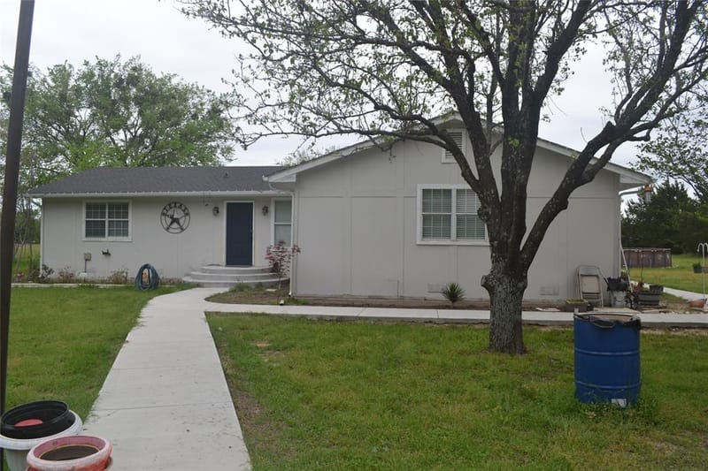 564 County Road 3505, Quinlan TX 75474