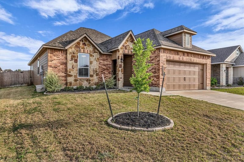 7008 Llano Drive, China Spring TX 76633 - Photo 2