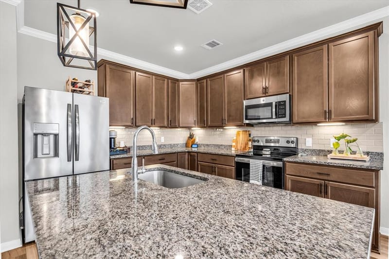 7008 Llano Drive, China Spring TX 76633 - Photo 7