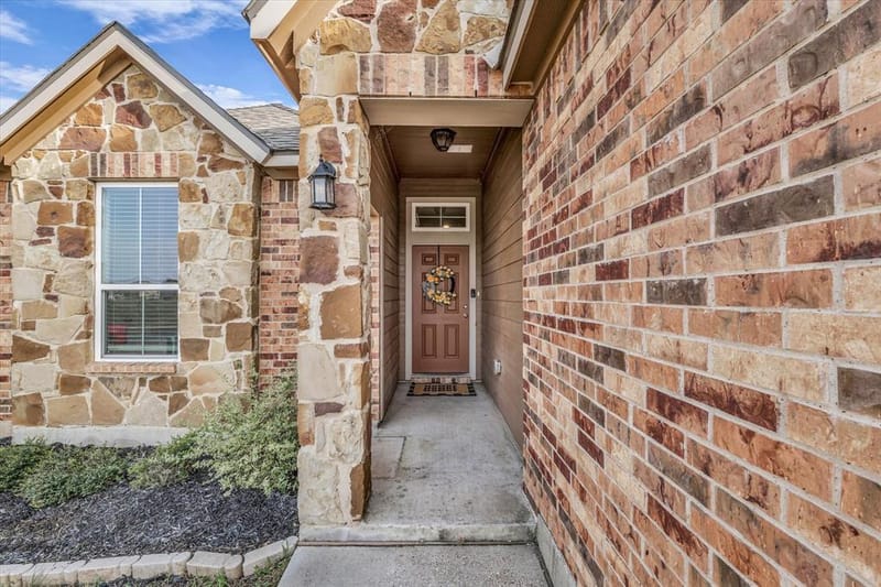 7008 Llano Drive, China Spring TX 76633 - Photo 3