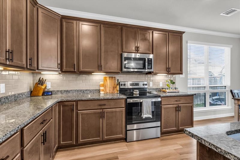 7008 Llano Drive, China Spring TX 76633 - Photo 9