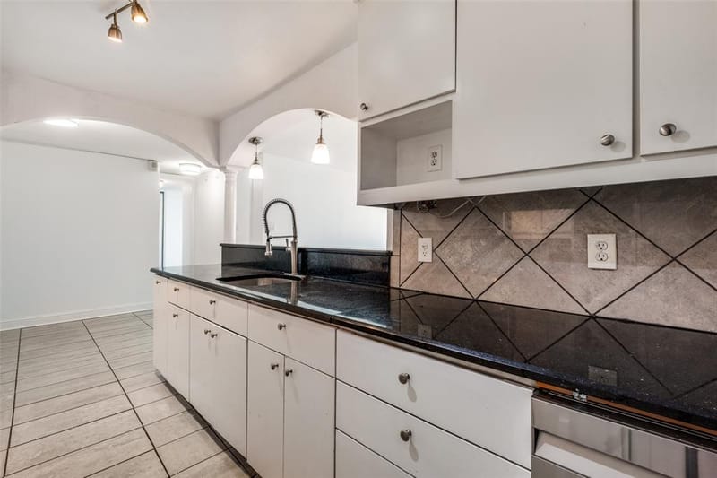 3883 Turtle Creek Boulevard # 2010, Dallas TX 75219 - Photo 22