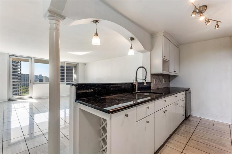 3883 Turtle Creek Boulevard # 2010, Dallas TX 75219 - Photo 20
