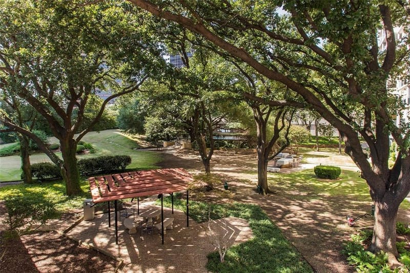 3883 Turtle Creek Boulevard # 2010, Dallas TX 75219 - Photo 35