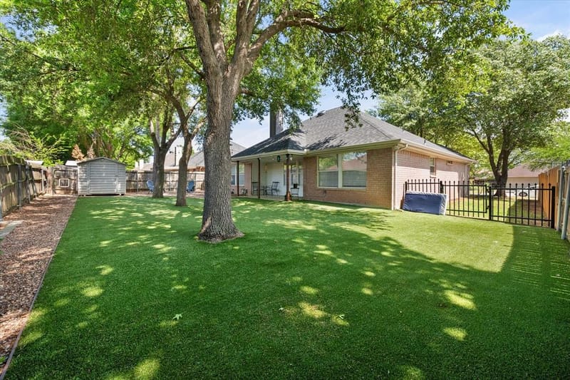 1221 Highcrest Drive, Burleson TX 76028 - Photo 7