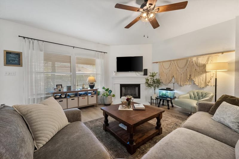 1221 Highcrest Drive, Burleson TX 76028 - Photo 11