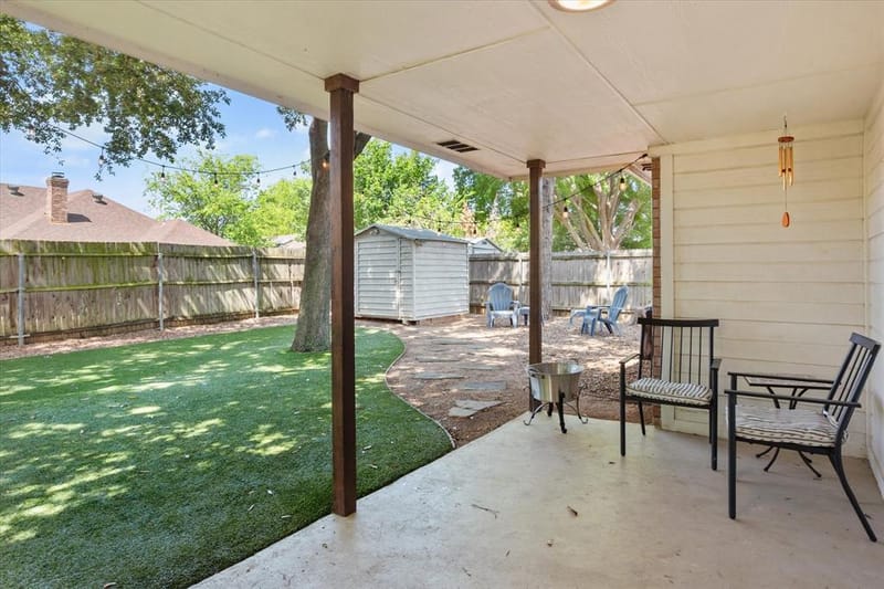 1221 Highcrest Drive, Burleson TX 76028 - Photo 4