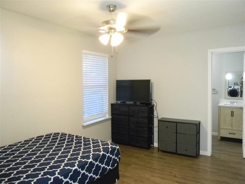 2320 S Denley Drive, Dallas TX 75216 - Photo 4