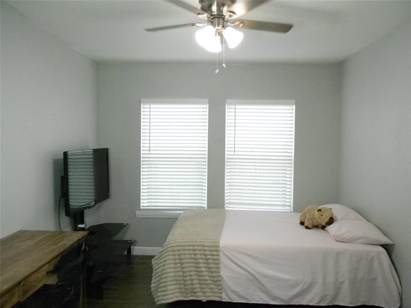 2320 S Denley Drive, Dallas TX 75216 - Photo 8