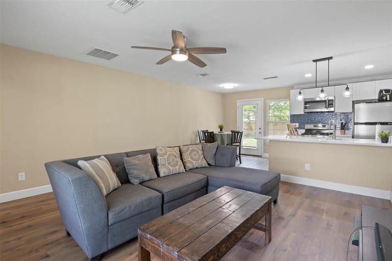 9620 Dale Glade Drive, Dallas TX 75217 - Photo 21