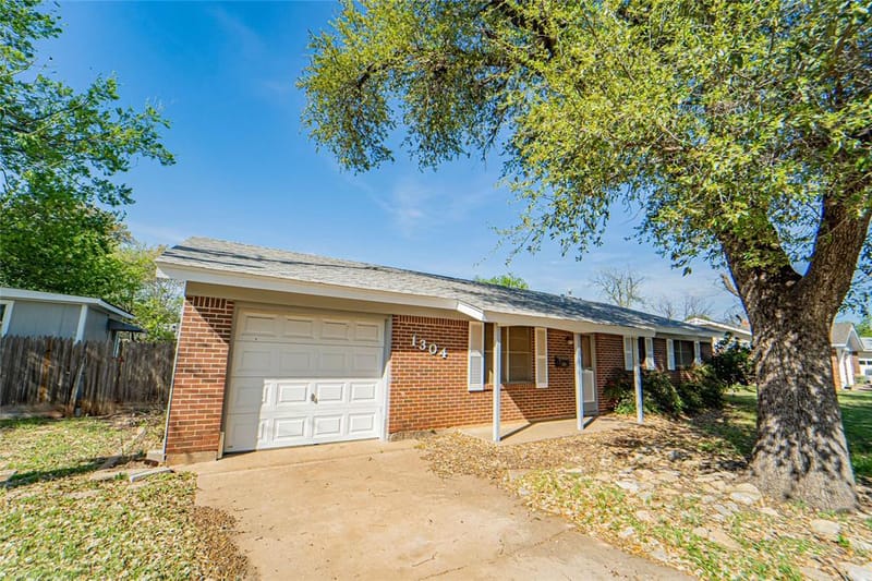 1304 Sycamore Street, Breckenridge TX 76424 - Photo 4