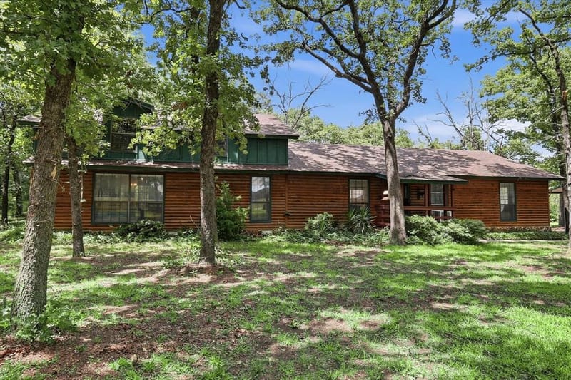 237 Brenda Lane, Gainesville TX 76240 - Photo 3