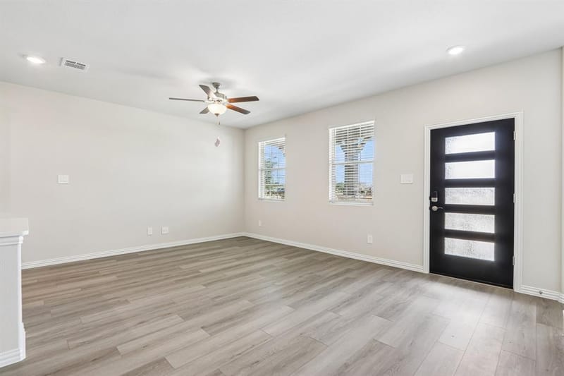 2757 Kobuk Drive, Corinth TX 76210 - Photo 8