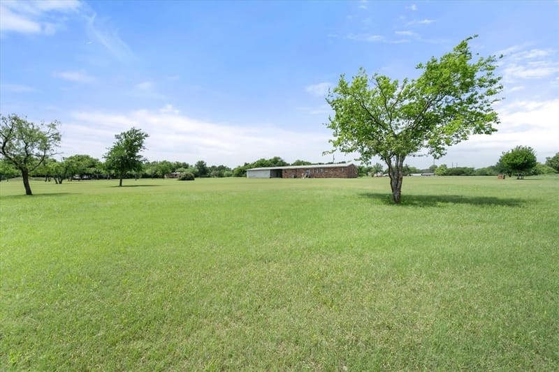 2101 Ridge View Drive, Cleburne TX 76033 - Photo 30