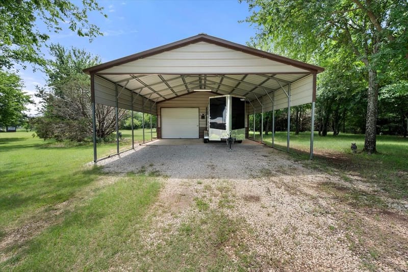 2101 Ridge View Drive, Cleburne TX 76033 - Photo 8