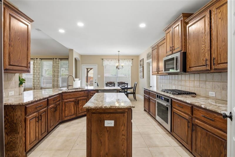 850 Limestone Drive, Prosper TX 75078 - Photo 9