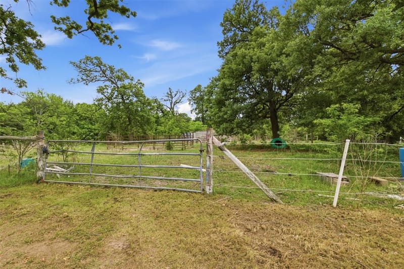 639 County Road 1001, Greenville TX 75401 - Photo 14