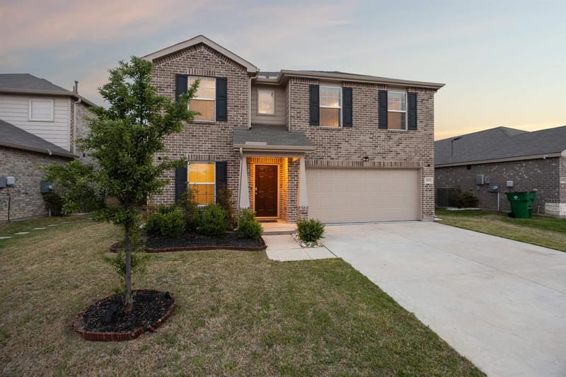 805 Harefield, Haslet TX 76052