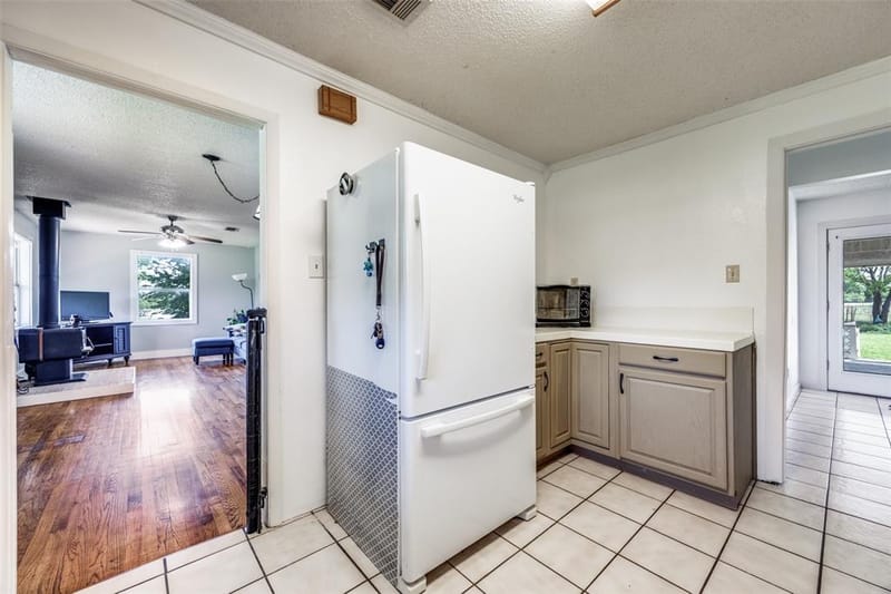 4440 Dripping Springs Road, Sherman TX 75090 - Photo 10
