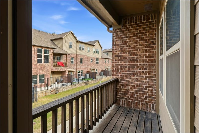 555 Waterloo Drive, Lewisville TX 75067 - Photo 22