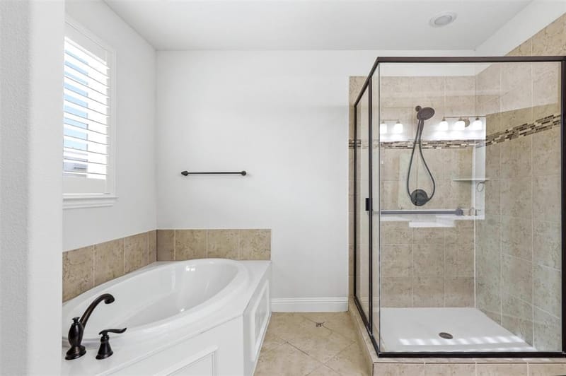 555 Waterloo Drive, Lewisville TX 75067 - Photo 36