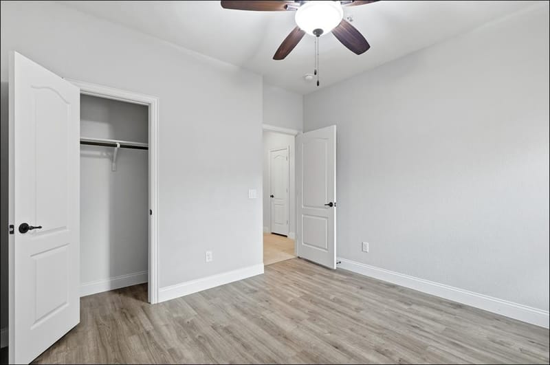 555 Waterloo Drive, Lewisville TX 75067 - Photo 14