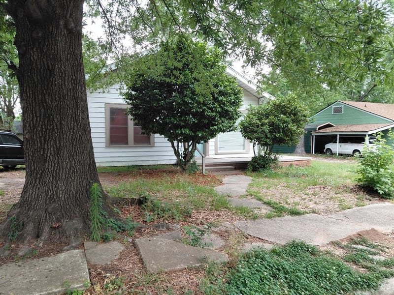 860 Evangeline Place, Shreveport LA 71106