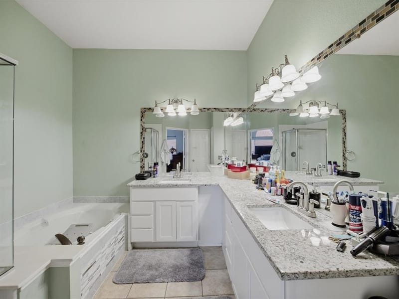 2101 Oak Manor Drive, Bedford TX 76021 - Photo 28