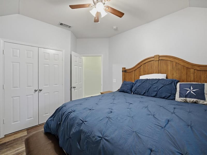 2101 Oak Manor Drive, Bedford TX 76021 - Photo 20