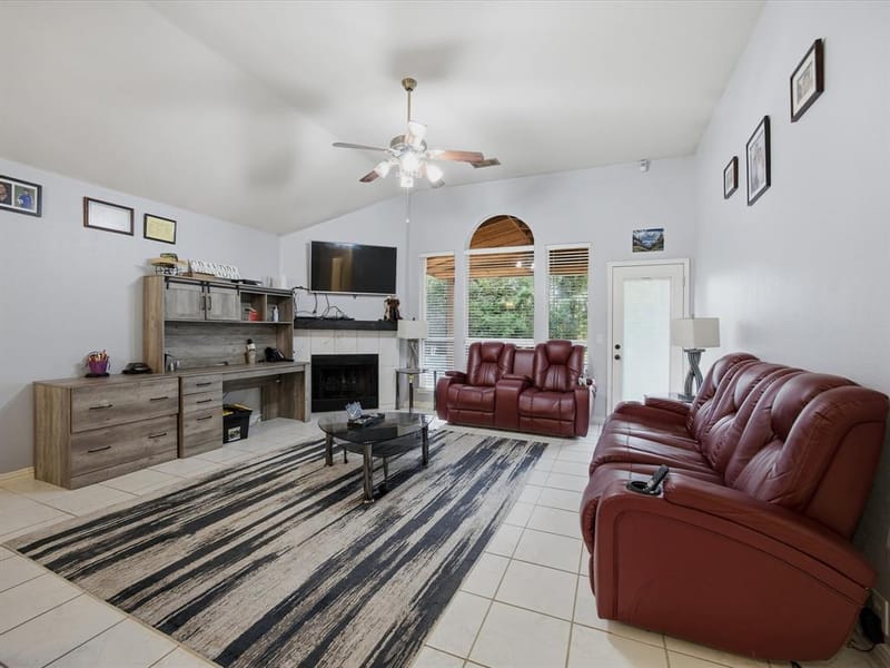 2101 Oak Manor Drive, Bedford TX 76021 - Photo 9