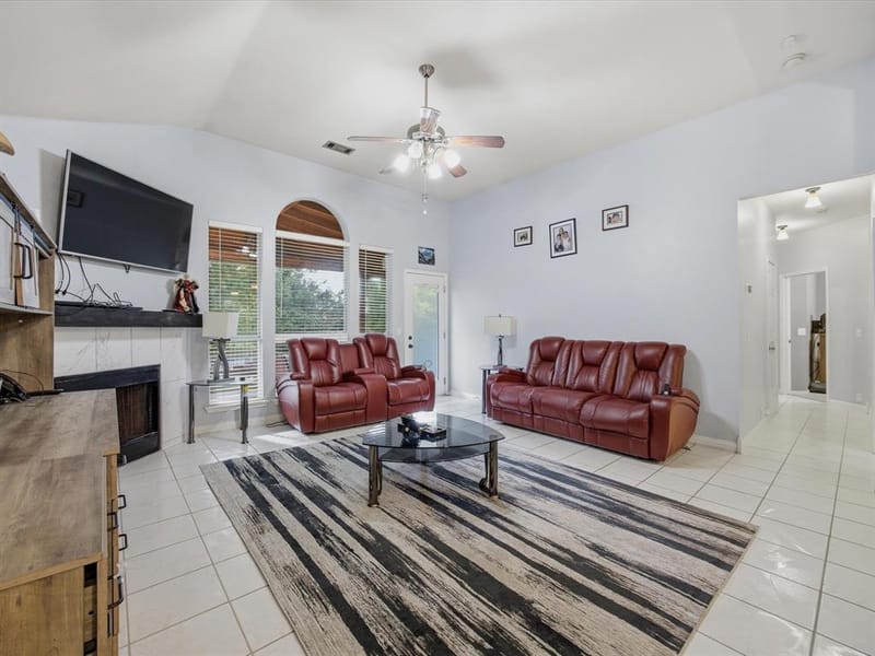 2101 Oak Manor Drive, Bedford TX 76021 - Photo 10